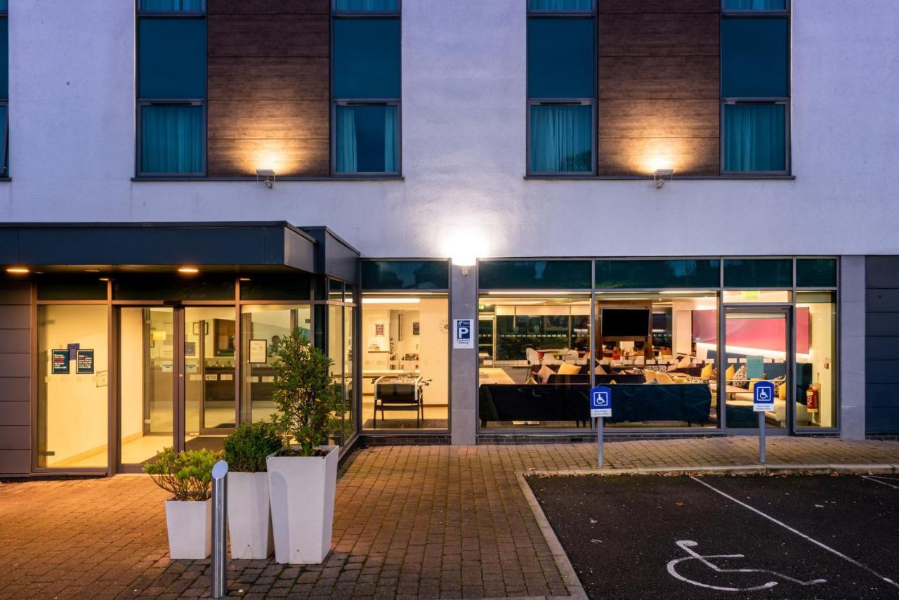Holiday Inn Express Burnley M65 Jct 10 By Ihg Exterior foto
