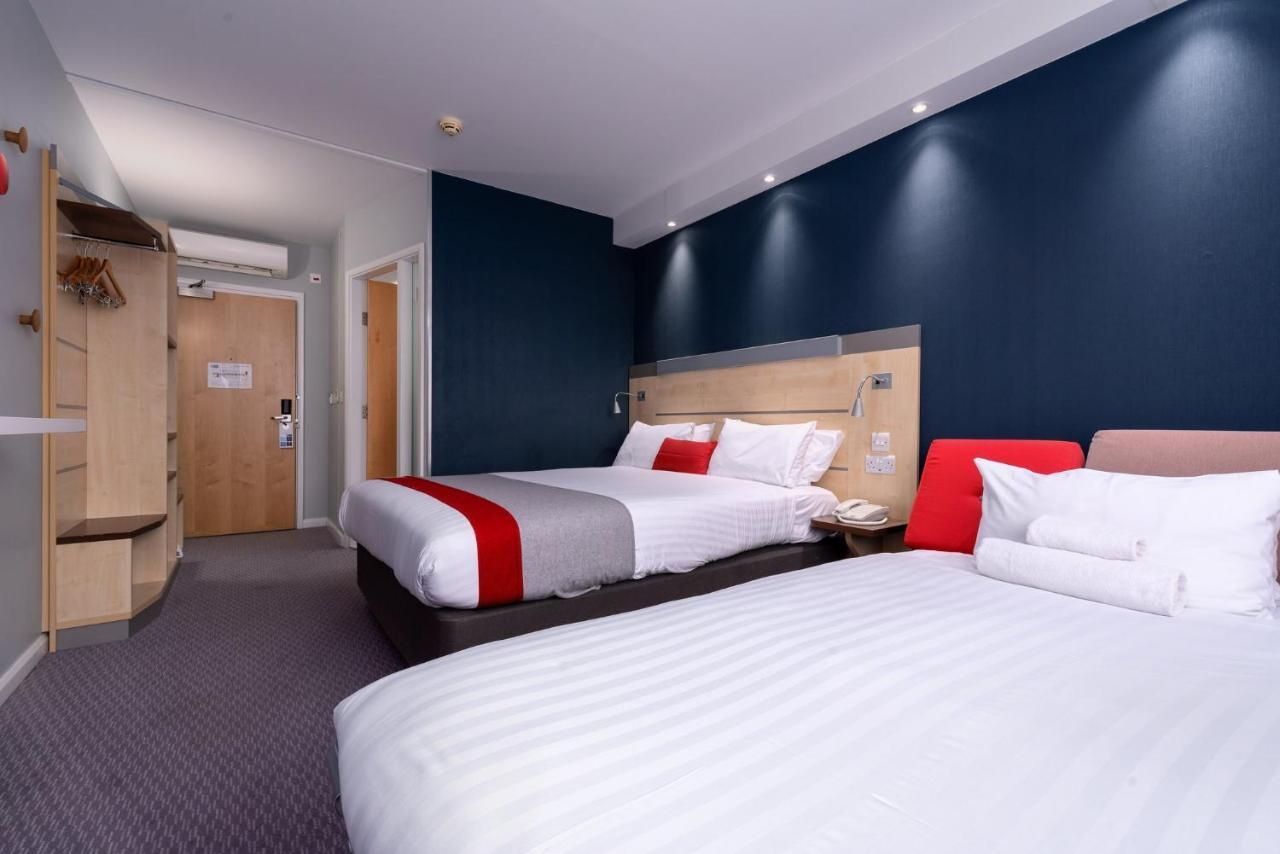 Holiday Inn Express Burnley M65 Jct 10 By Ihg Exterior foto