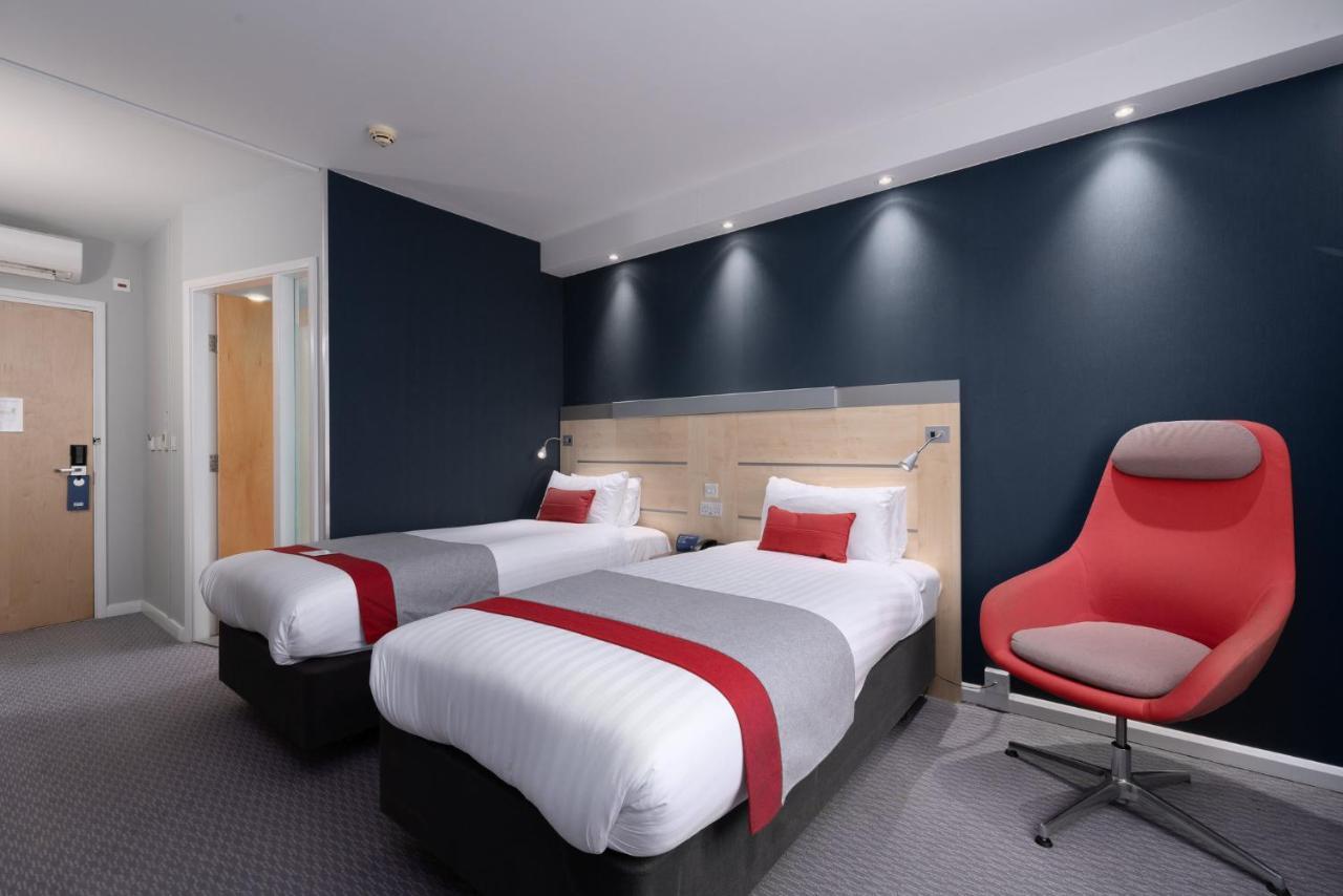 Holiday Inn Express Burnley M65 Jct 10 By Ihg Exterior foto