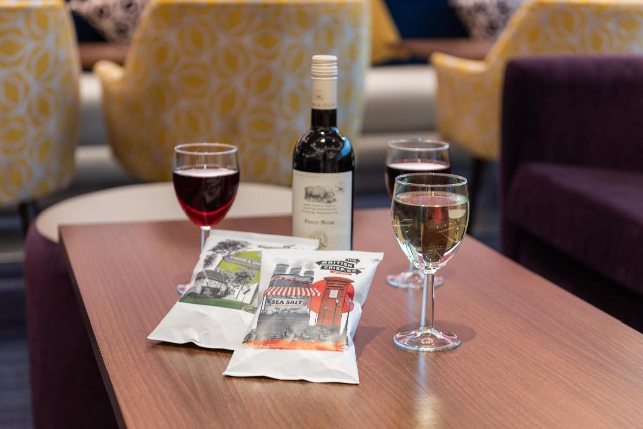Holiday Inn Express Burnley M65 Jct 10 By Ihg Exterior foto