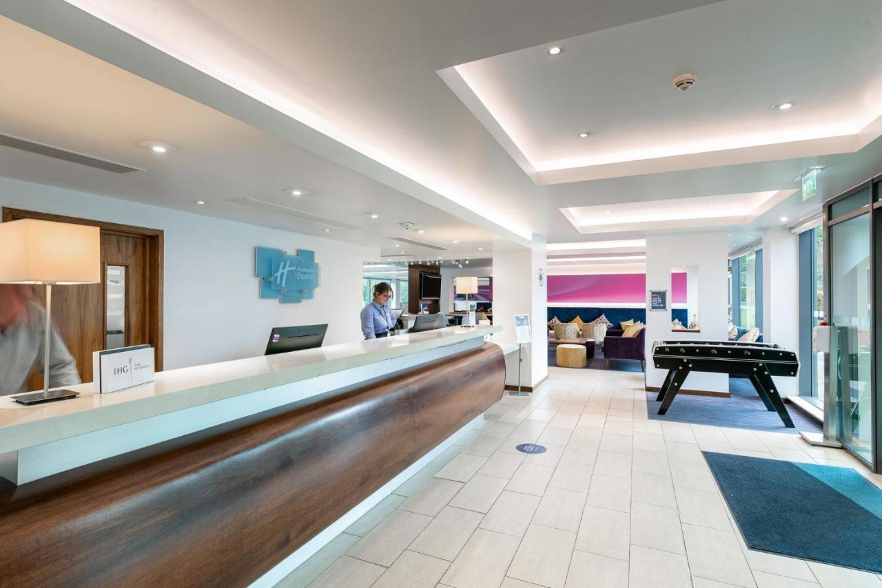Holiday Inn Express Burnley M65 Jct 10 By Ihg Exterior foto