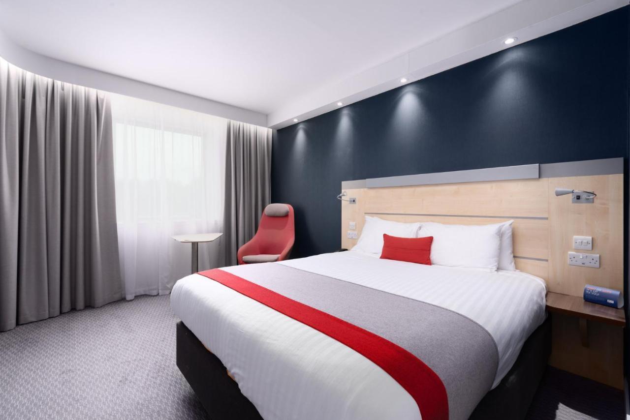 Holiday Inn Express Burnley M65 Jct 10 By Ihg Exterior foto