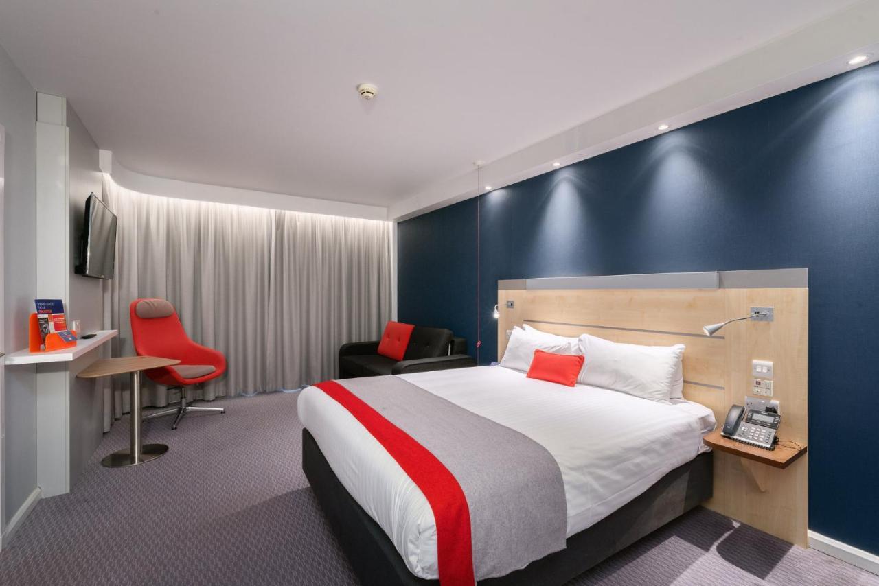 Holiday Inn Express Burnley M65 Jct 10 By Ihg Exterior foto