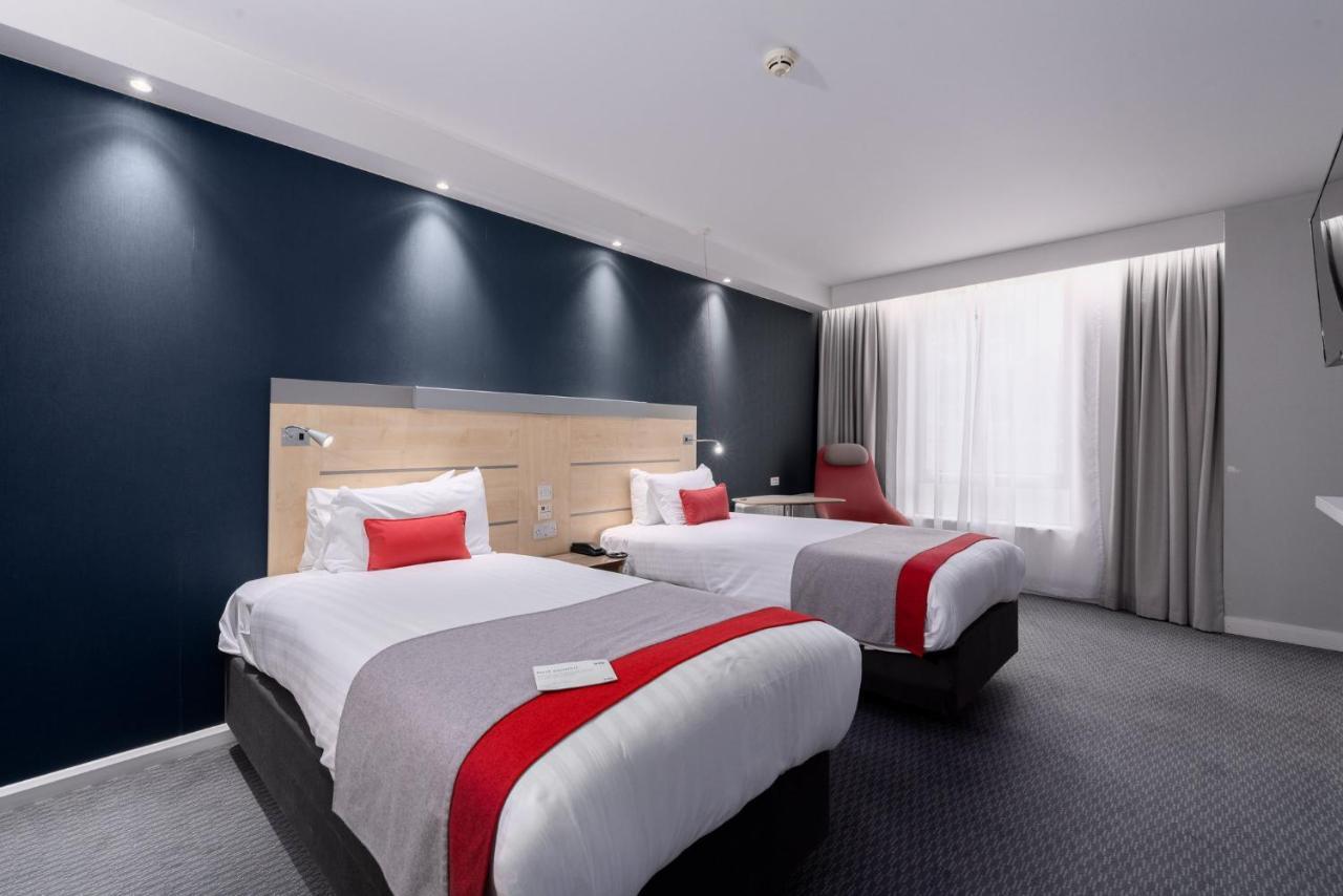 Holiday Inn Express Burnley M65 Jct 10 By Ihg Exterior foto