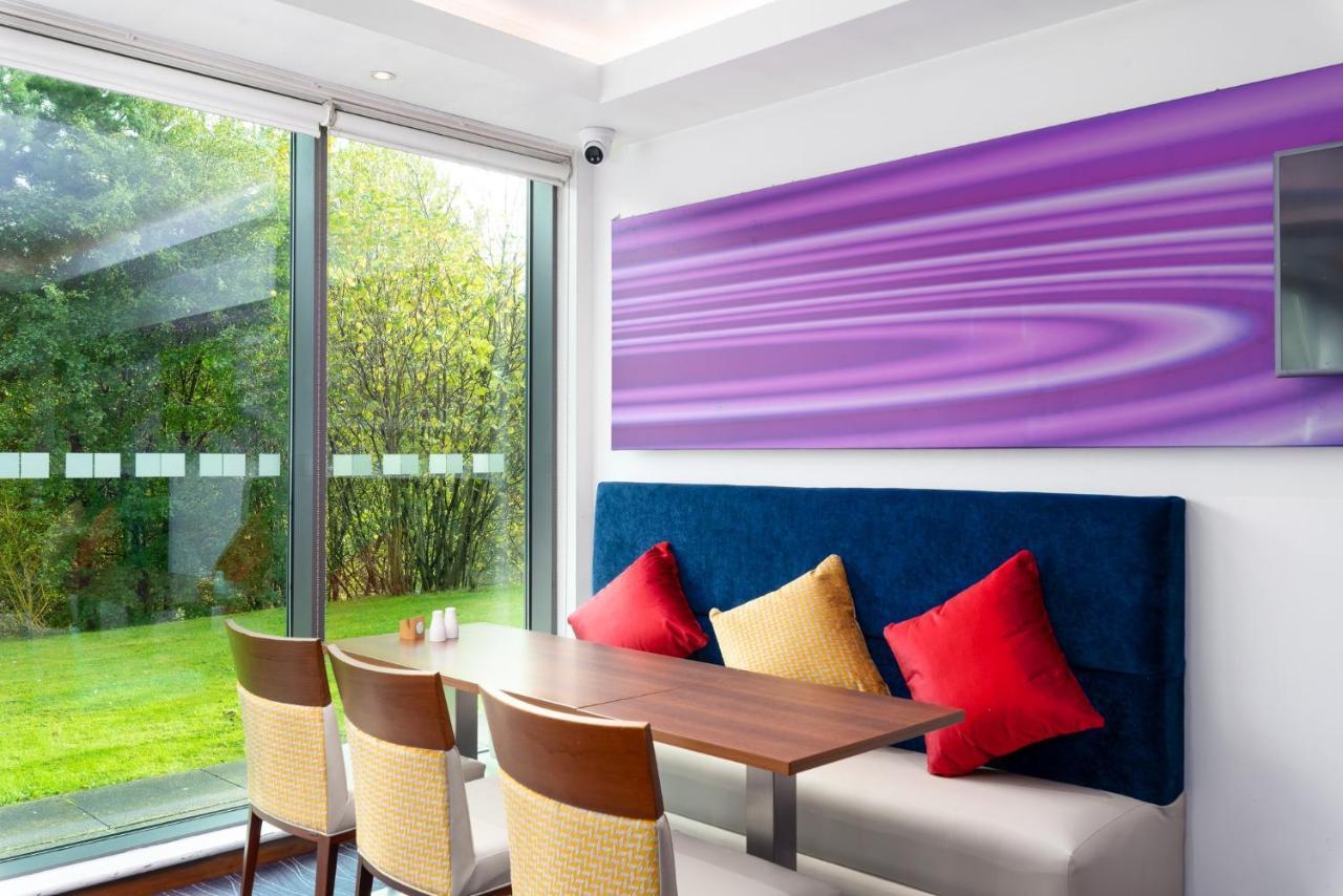 Holiday Inn Express Burnley M65 Jct 10 By Ihg Exterior foto